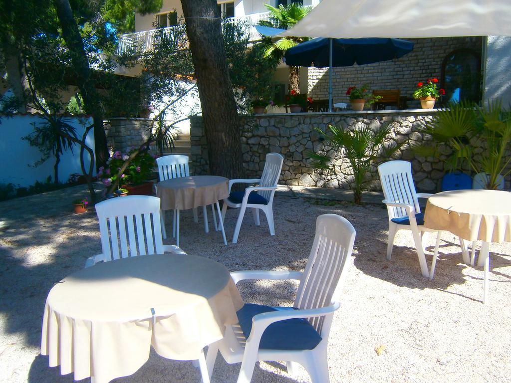 Bed & Breakfast Pansion Rade Hotel Pirovac Eksteriør billede