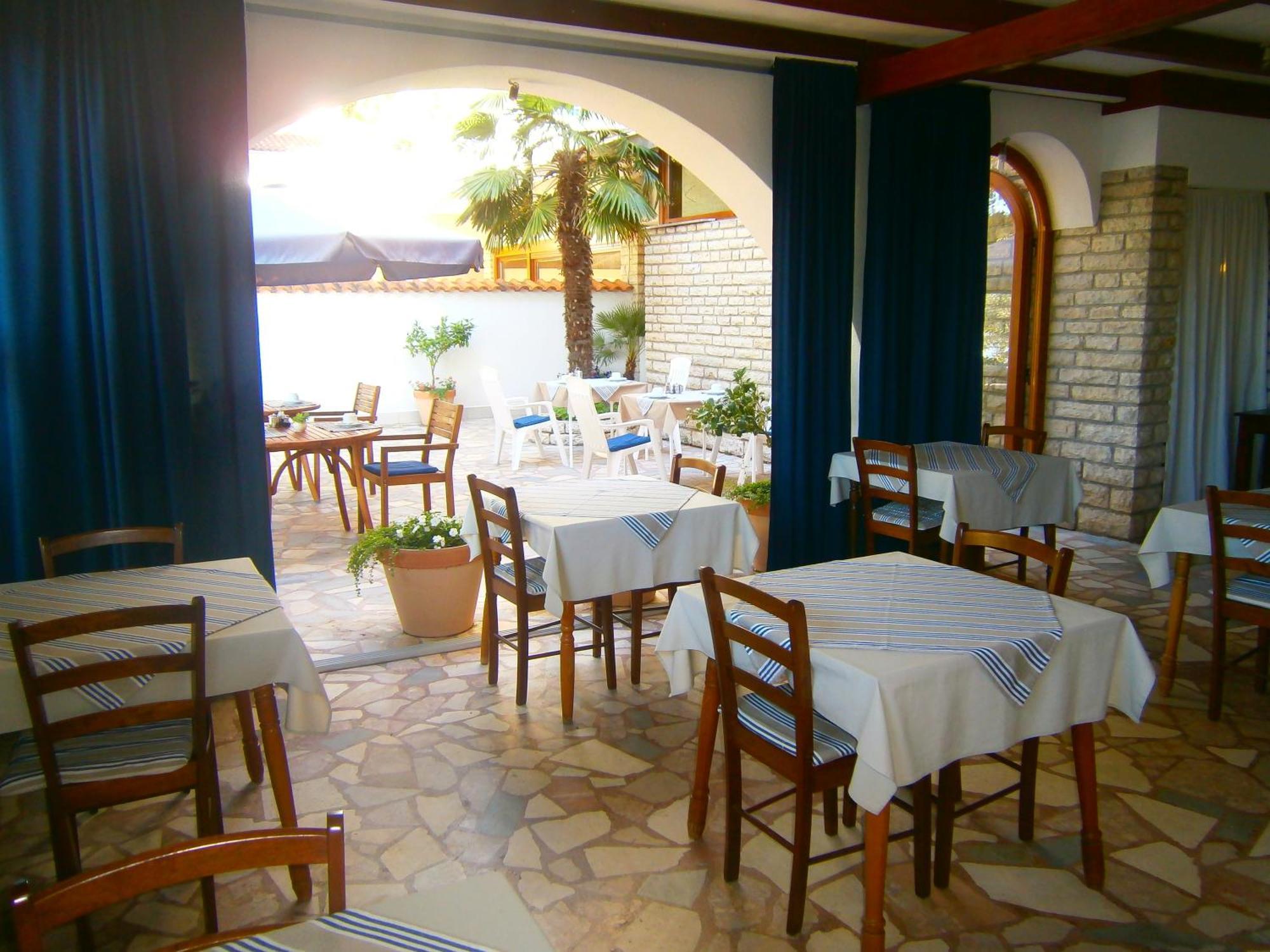 Bed & Breakfast Pansion Rade Hotel Pirovac Eksteriør billede